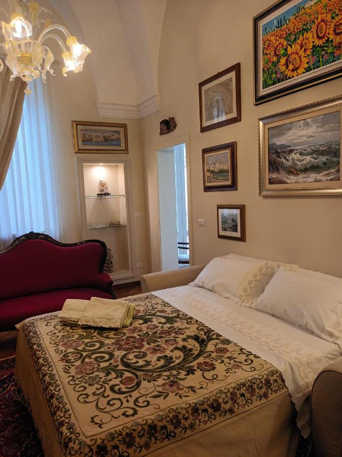 B&B Ai Due Santi Lecce Exterior photo